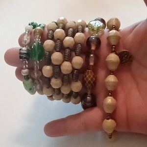 #1149.   4 Piece Assorted, Glass, Paper & Memory Wire, Bracelet Bundle